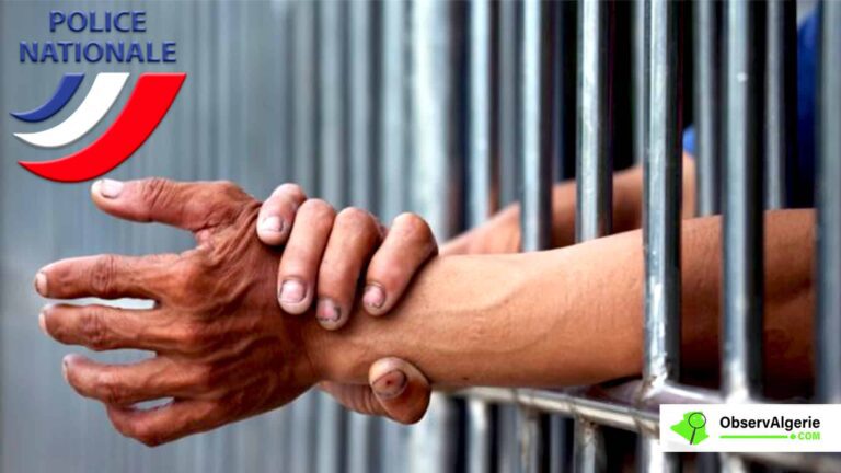 Image d'un prisonnier dans une cellule, avec le logo de la police nationale française