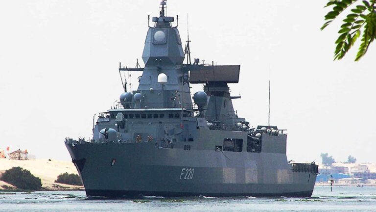 Un bateau de la Marine algérienne