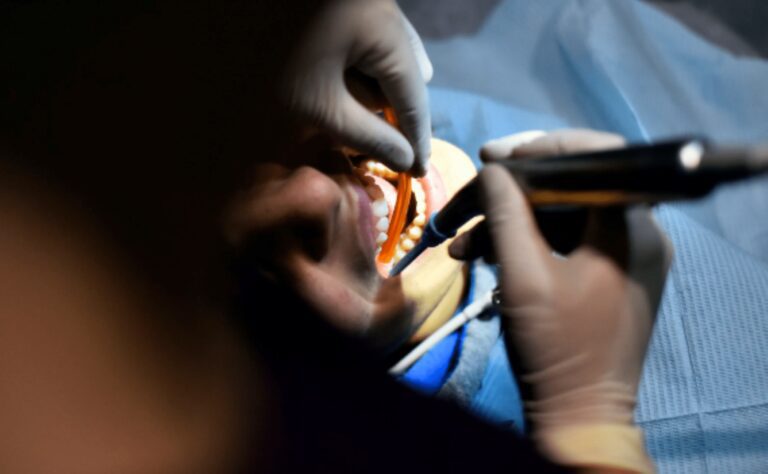 Illustration : dentiste
