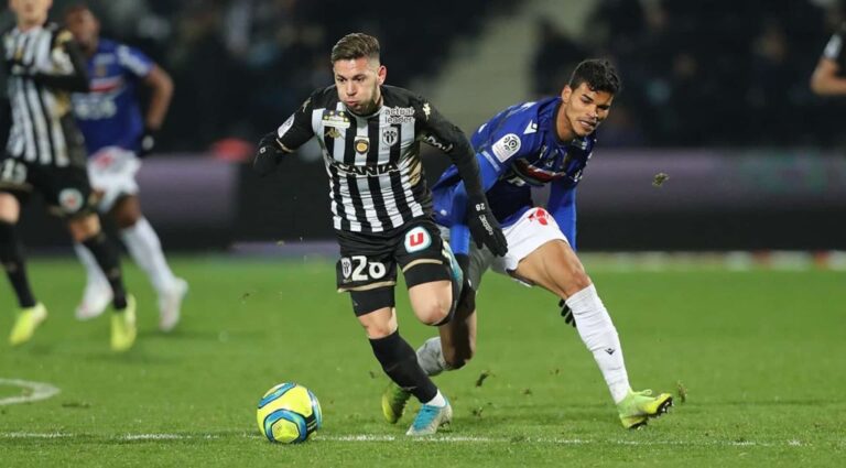 France : Le footballeur algérien Farid El Melali pris en flagrant délit d'exhibition sexuelle