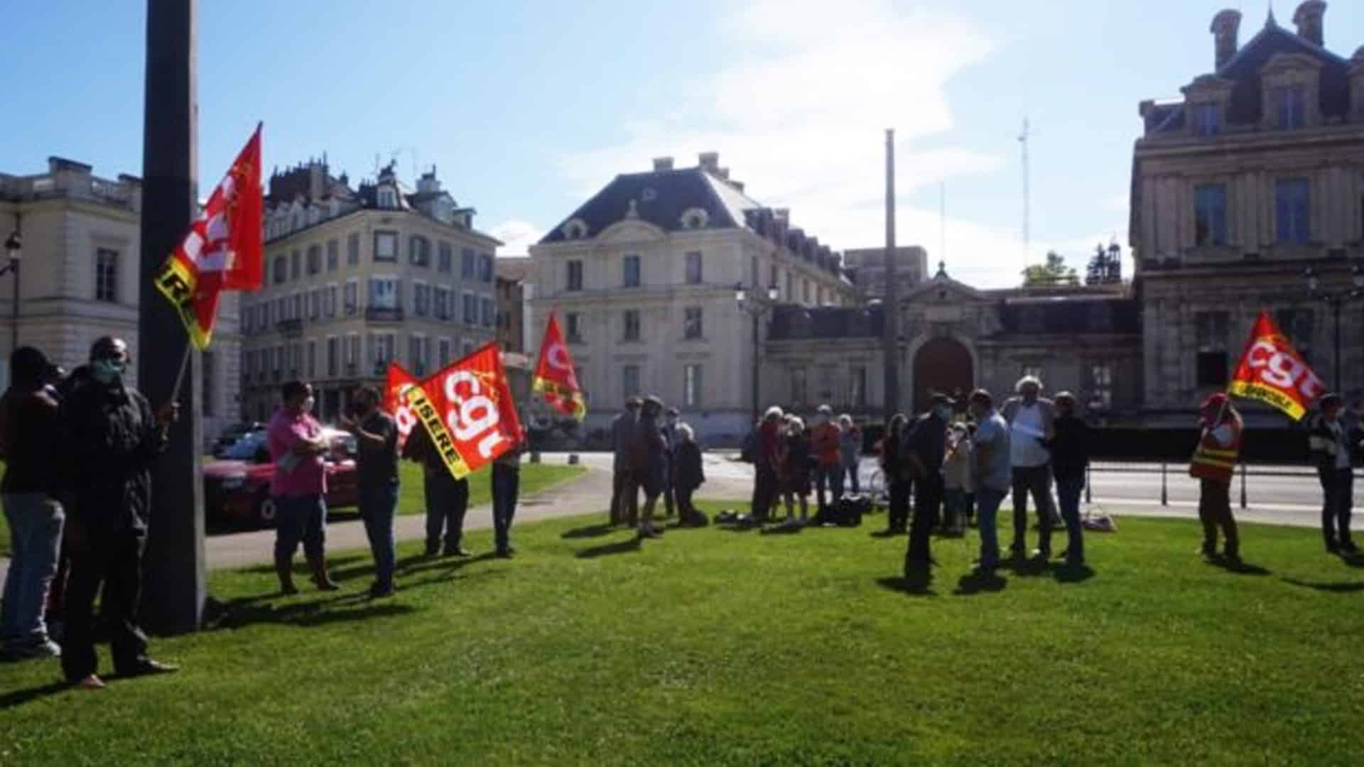 Un rassemblement pour la régularisation des sans papiers en France