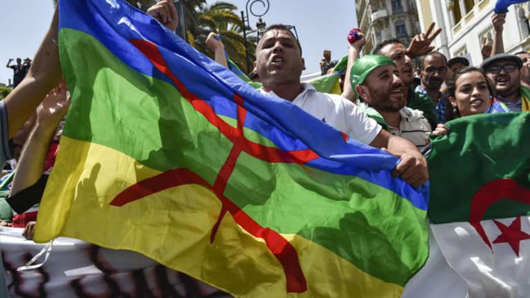 Photo : manifestation en Kabylie