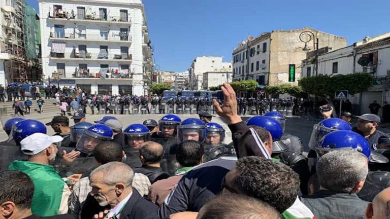 Image : boulevard-hassiba-ben-bouali