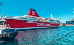 Bateau de Corsica Linea, compagnie maritime française