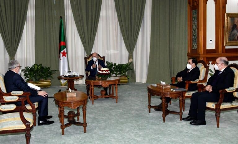 Chems Eddine Hafiz avec Abdelmadjid Tebboune