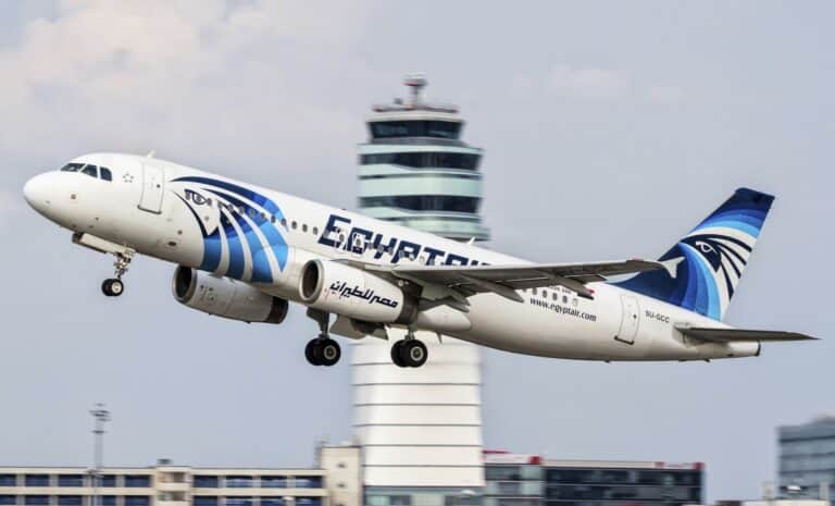 Avion d'EgyptAir