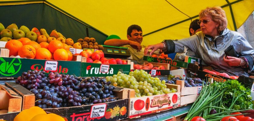 Produits de large consommation - Fruits et légumes sur une étale