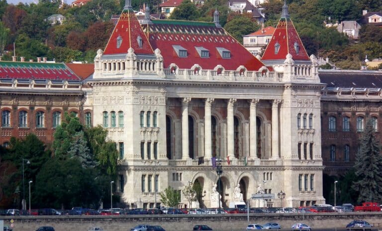 Université polytechnique et économique de Budapest
