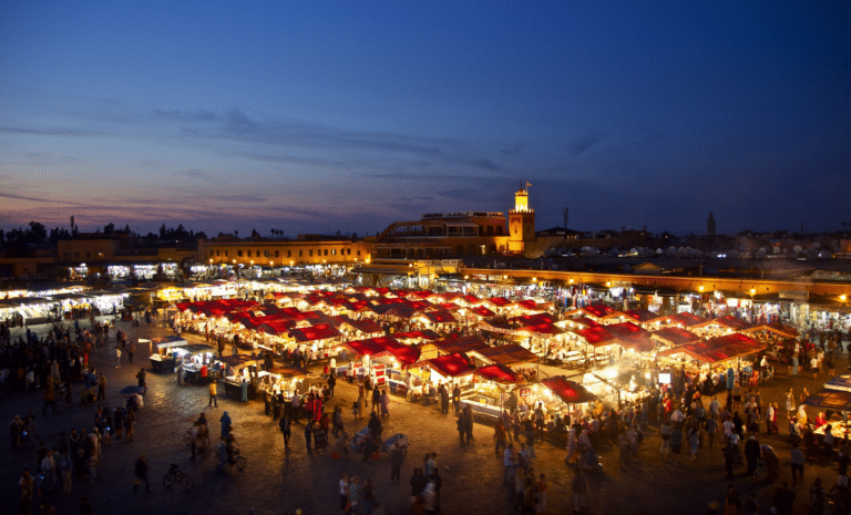 Marché pour touristes au Maroc