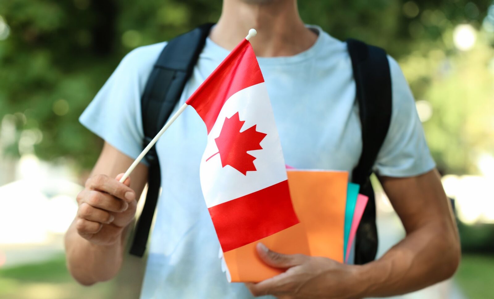 Le Canada plafonne les visas pour les étudiants étrangers