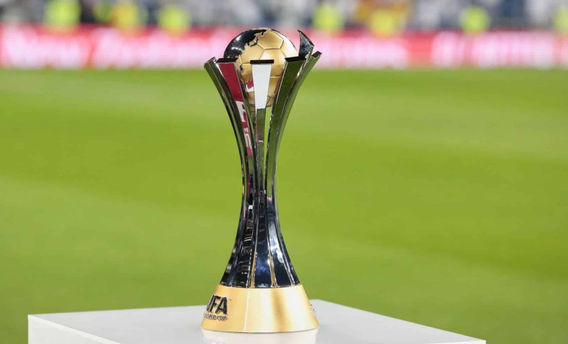 Trophée de la Coupe du monde des clubs - FIFA Trophée de la Coupe du monde des clubs - FIFA
