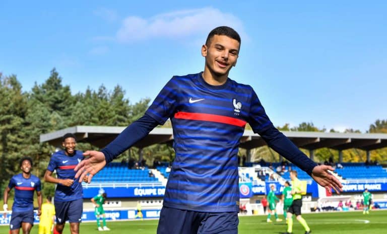 Badredine Bouanani, avec le maillot de l'équipe de France