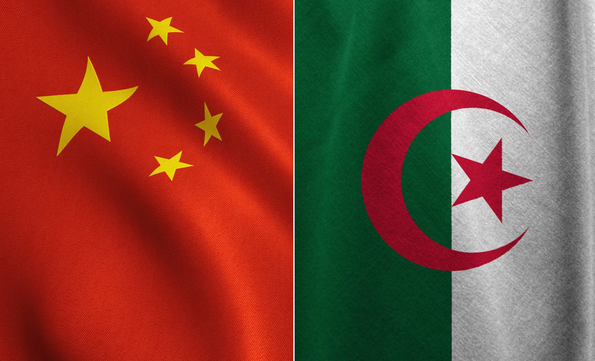drapeaux de la Chine et de l'Algérie