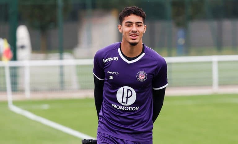 Farès Chaïbi, joueur international franco-algérien