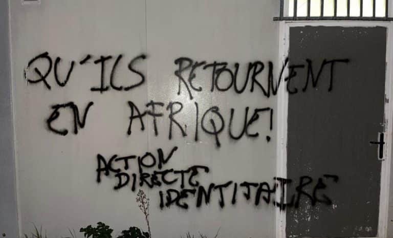 Inscriptions racistes sur le mur d'une mosquée en Gironde