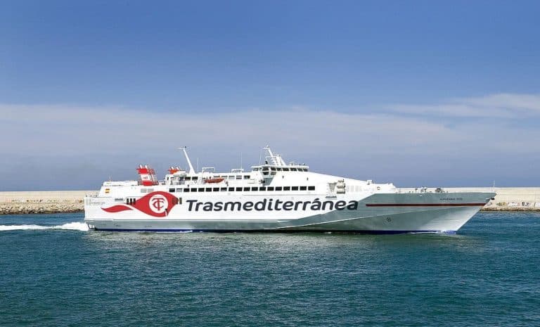 ferry de Trasmediterránea