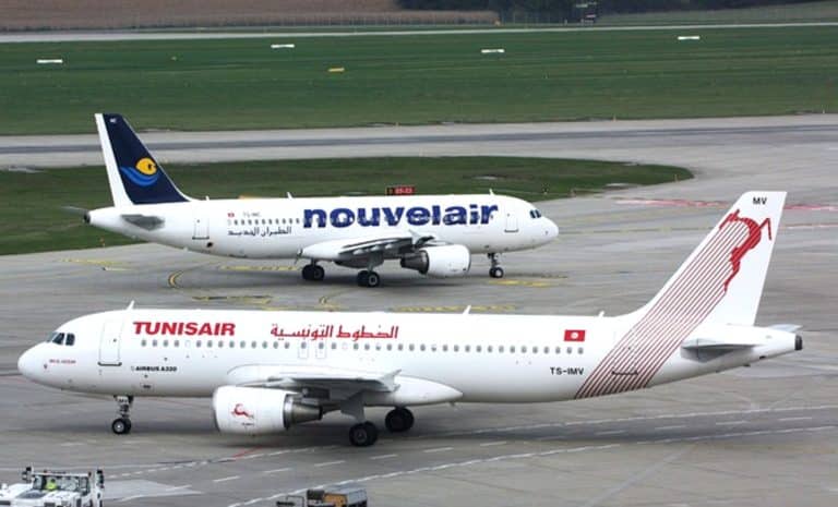 Avion de Nouvelair et de Tunisair