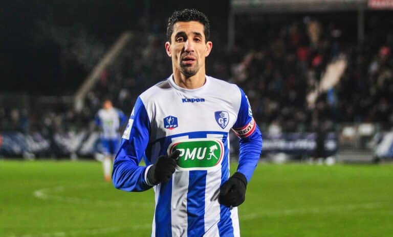 Nassim Akrour - Algérien
