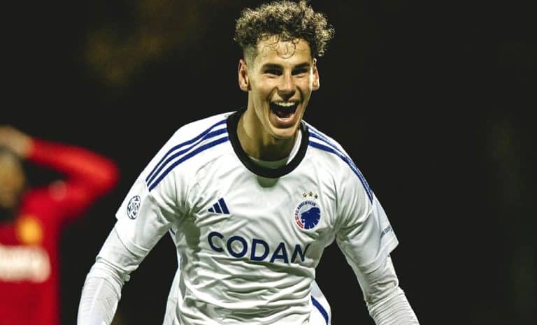 Amin Chiakha - FC Copenhague - Equipe d'Algérie