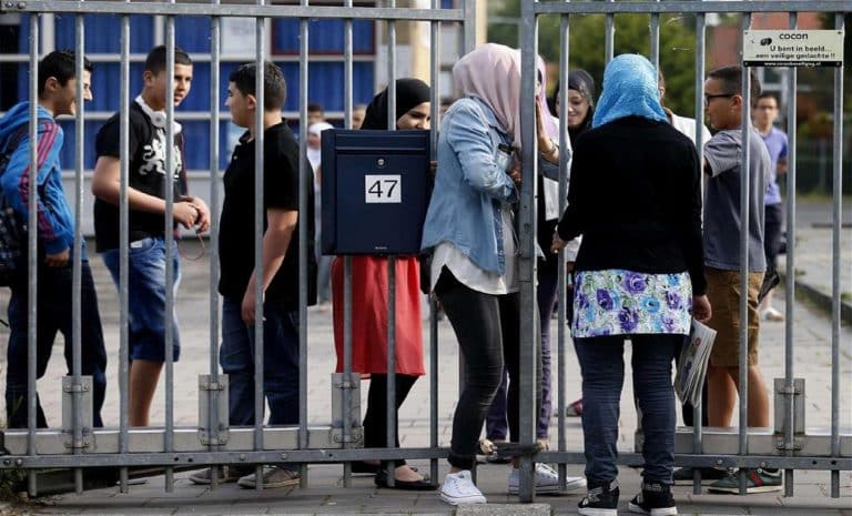 Immigration Pays-Bas - Pays Schengen - Titres de séjour - Expulsions - Migrants