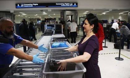 Objets Confisqués Aéroport d'Alger - Bagages - vols Algérie France