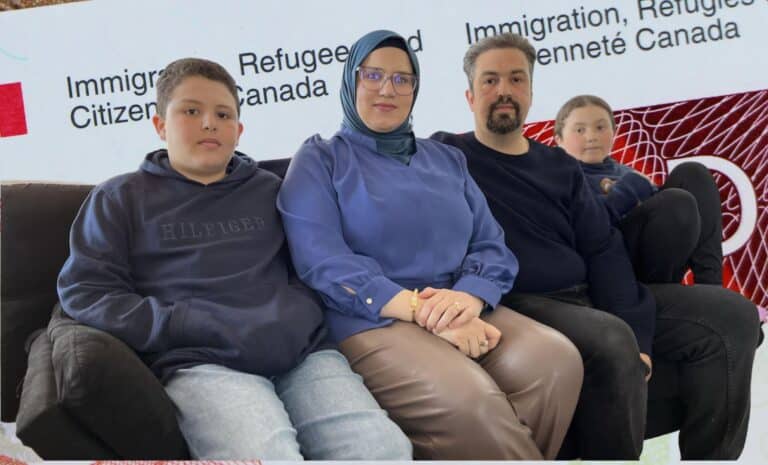 Famille algérienne installé eau Québec