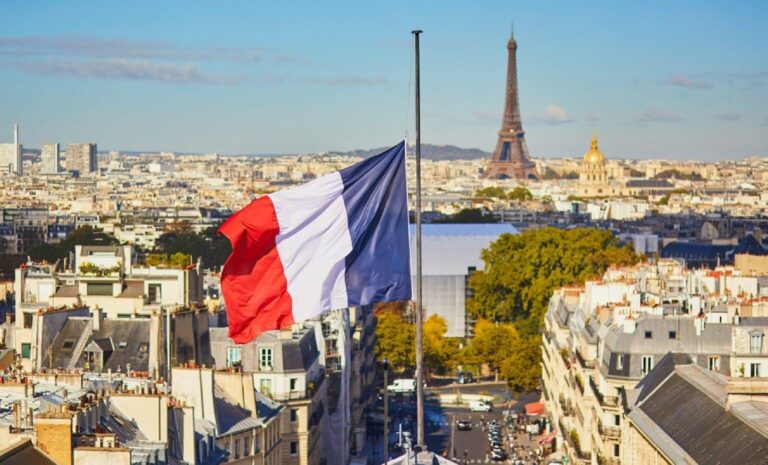 France - Droit d'asile - Algériens