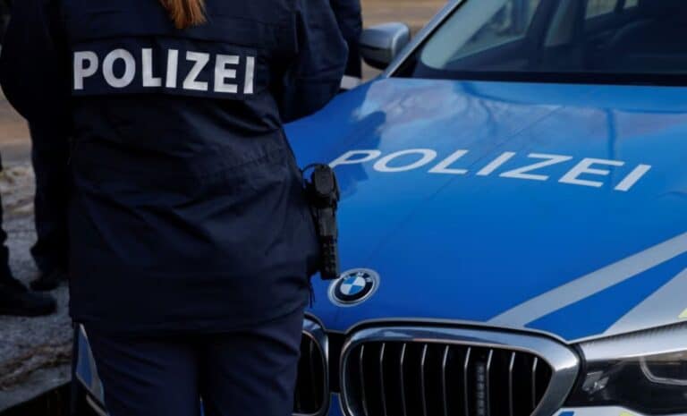 Algérien - Suisse - Police