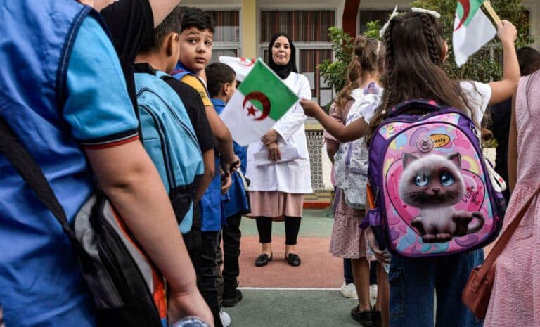 Algérie - Français - Anglais - Enseignement