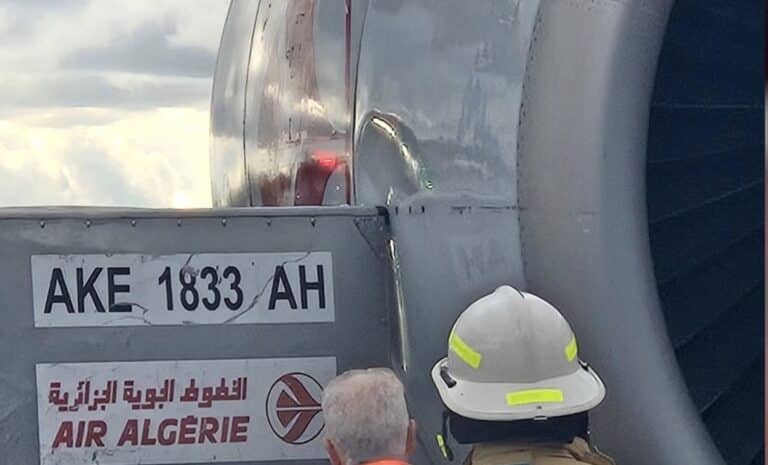 Airbus A330-200 d'Air Algérie, immatriculé 7T-VJV