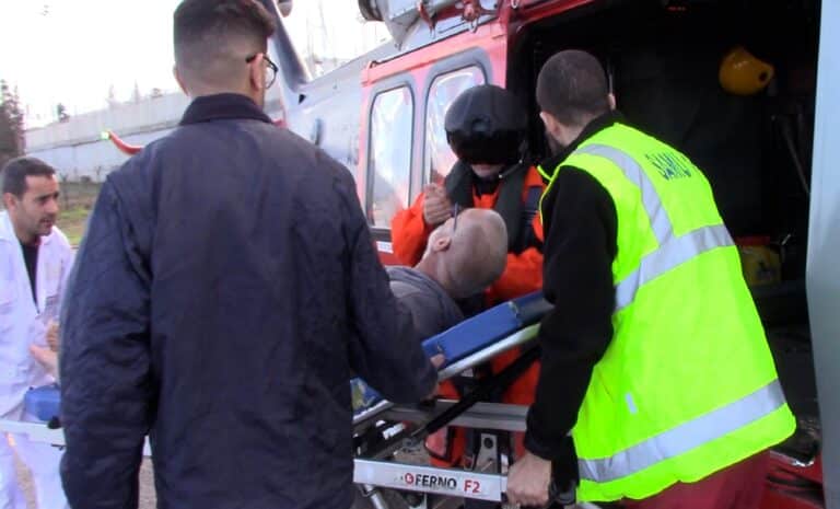 La marine algérienne sauve in extremis un marin français en pleine mer