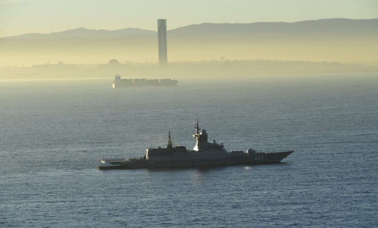 Le navire de guerre russe «BOIKII» en escale au port d’Alger