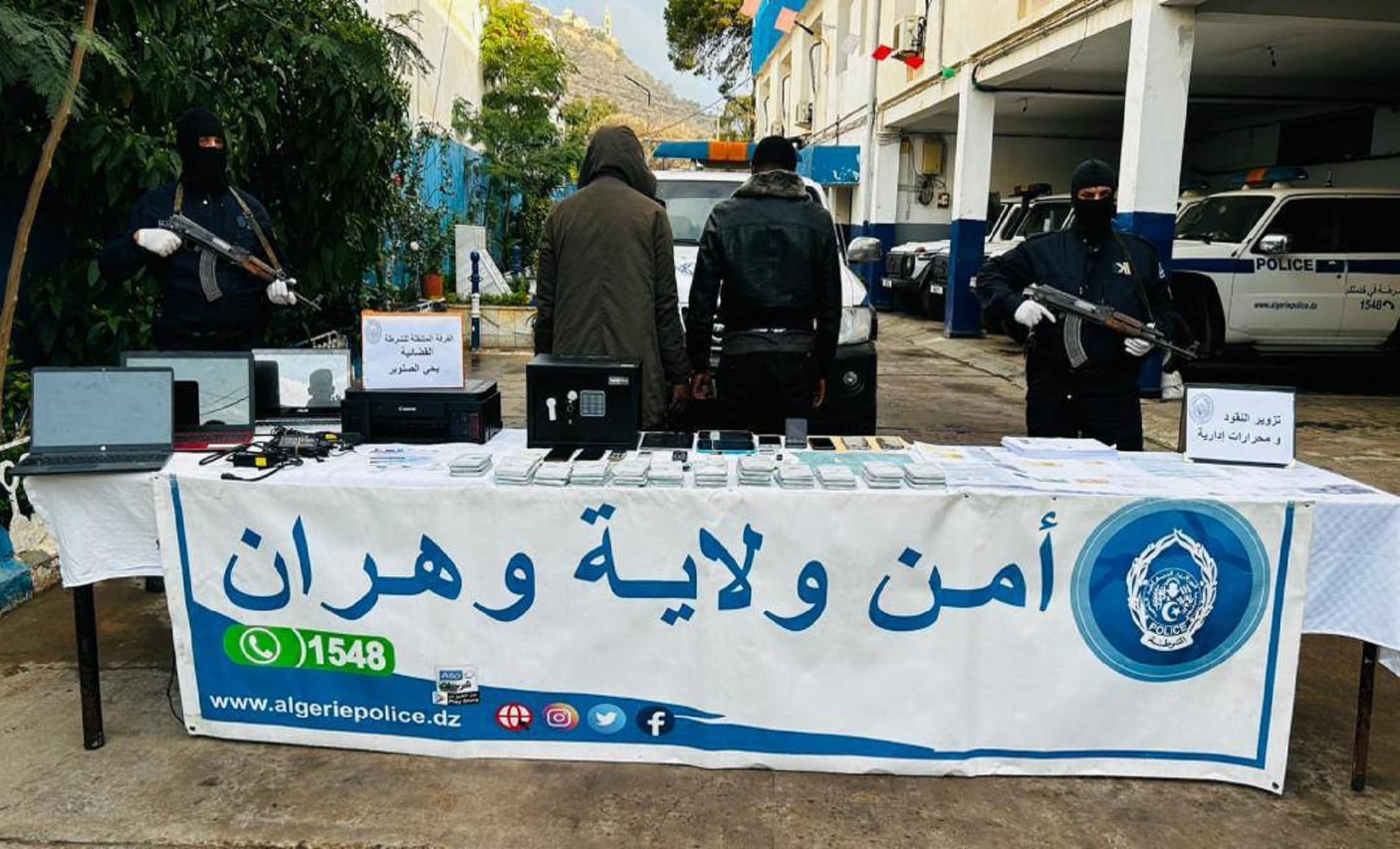 une fabrique de faux billets démantelée à Oran