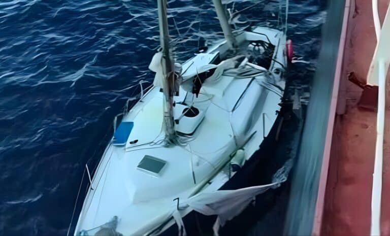 Voilier espagnol - Sauvetage - Port de Bejaïa - Algérie