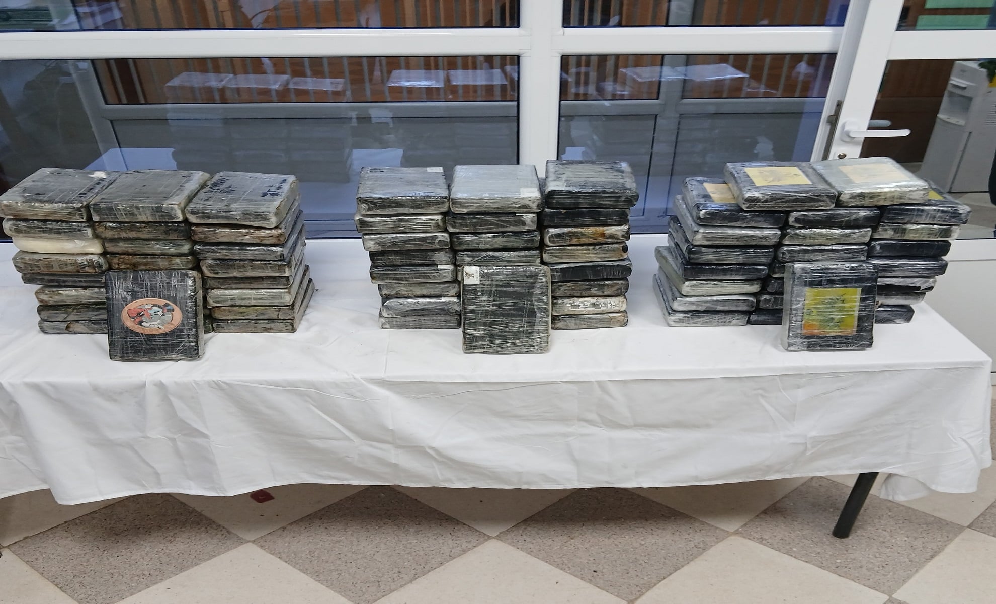 l’ANP intercepte 111 kg de cocaïne à Tizi-Ouzou et Bordj Bou Arreridj