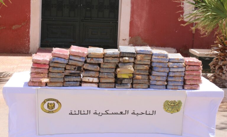 Algérie l'armée saisit une importante cargaison de cocaïne à la veille de l'Aïd al-Adha