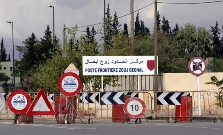 L'Algérie remet au Maroc 49 migrants au poste-frontière Maghnia-Oujda