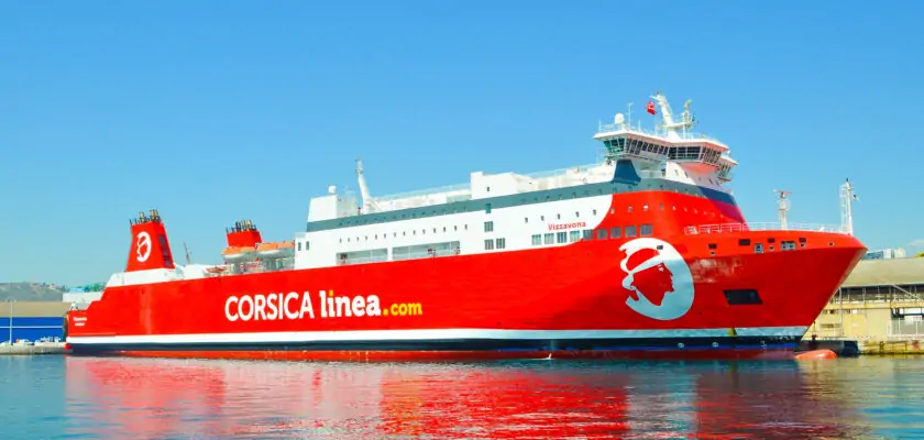 Ferry de Corsica Linea